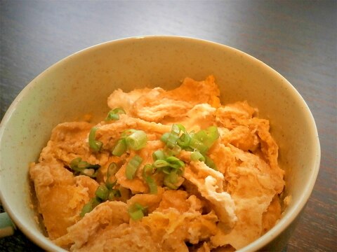 すき焼きの残り汁で 油揚げの卵とじ
